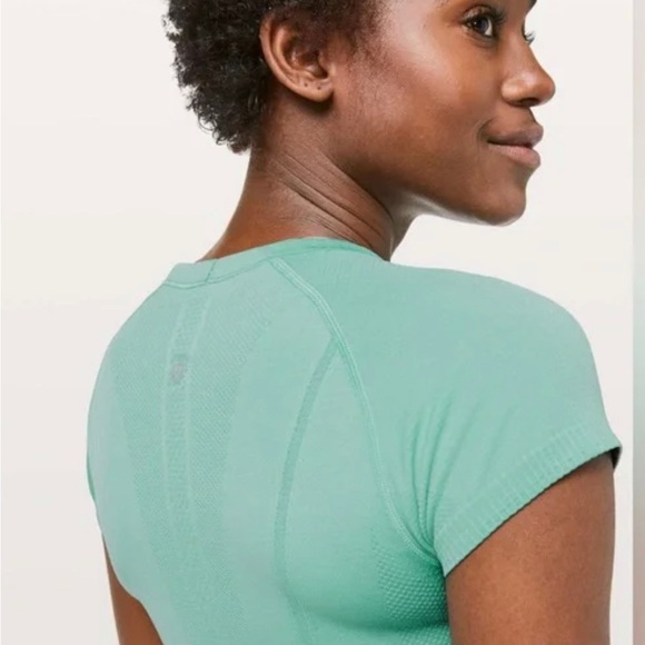 Lululemon swiftly tech short sleeve crew Aqua Mint Teal - Picture 3 of 8